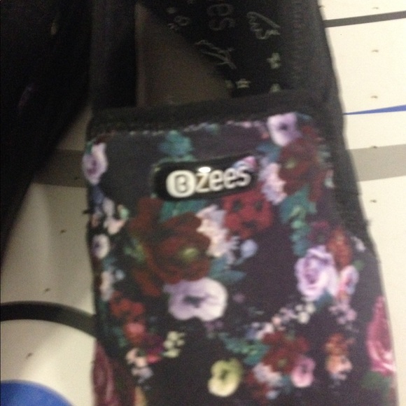 Flip on sneakers Black/Floral print size 9 1/2 - Picture 8 of 8